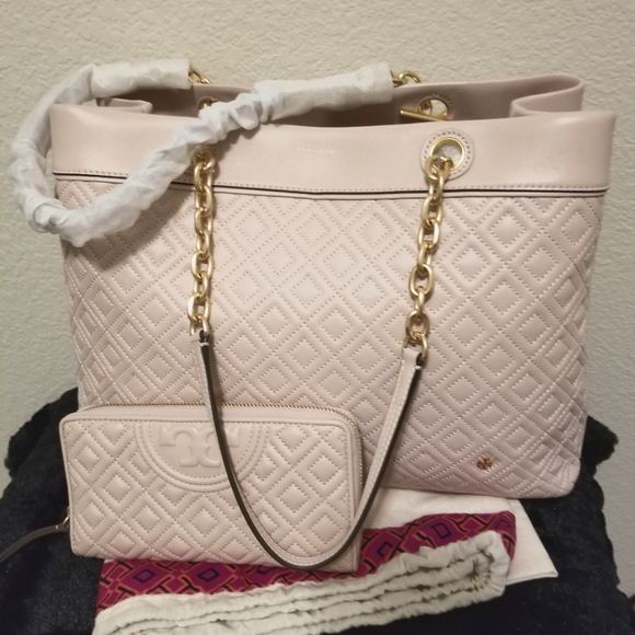 Tory Burch Set - Picture 1 of 14